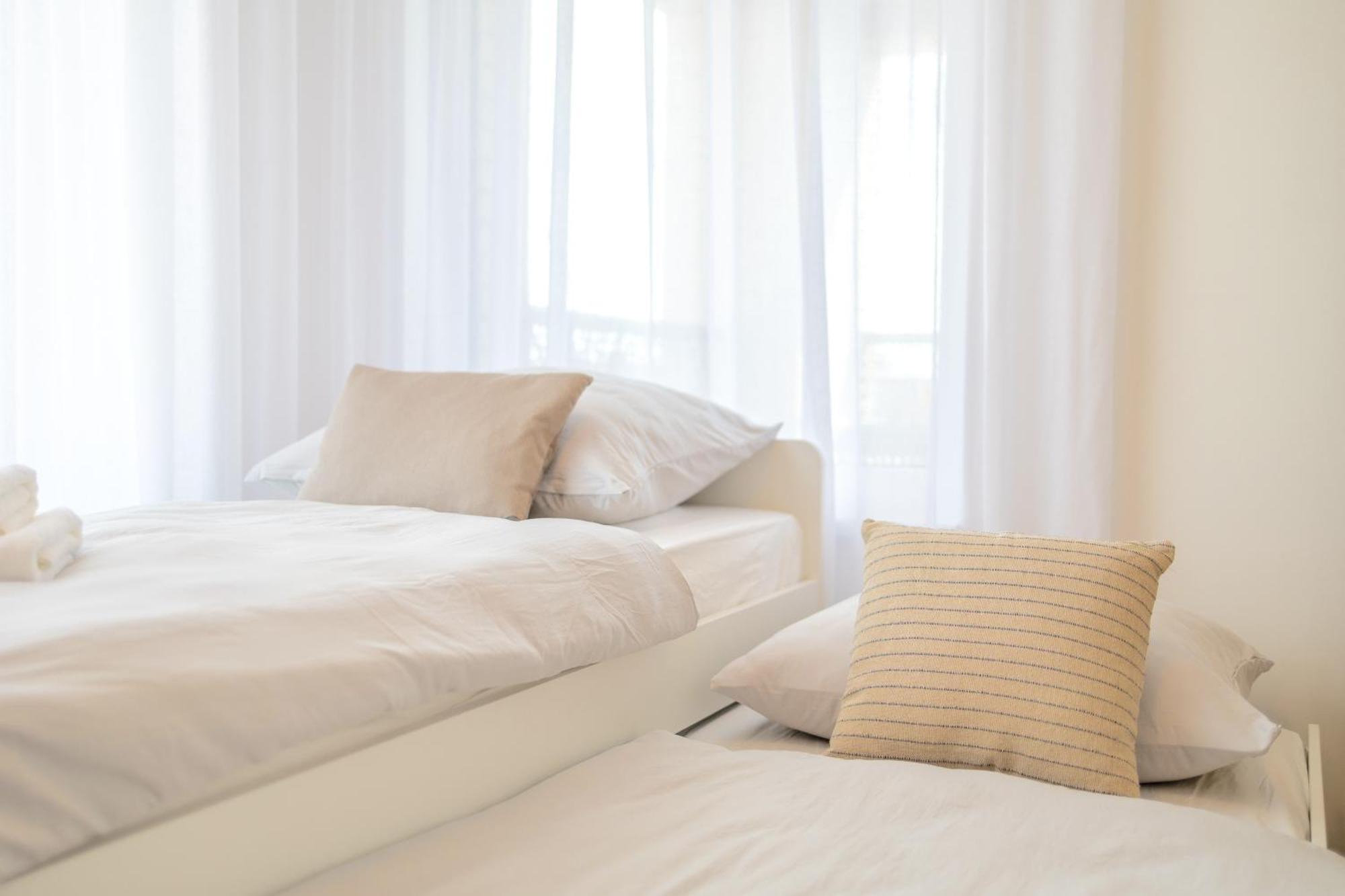 Bright 2br - 4th Floor, Balcony, Free Parking By Gravity Apartmán Praha